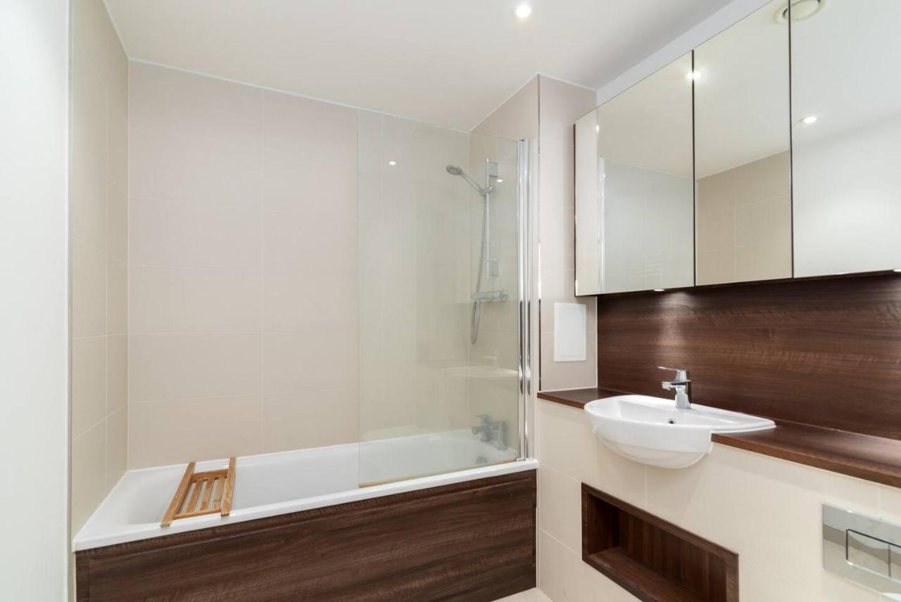 Joivy Lovely Studio Flat With Terrace In Southeast Лондон Екстер'єр фото